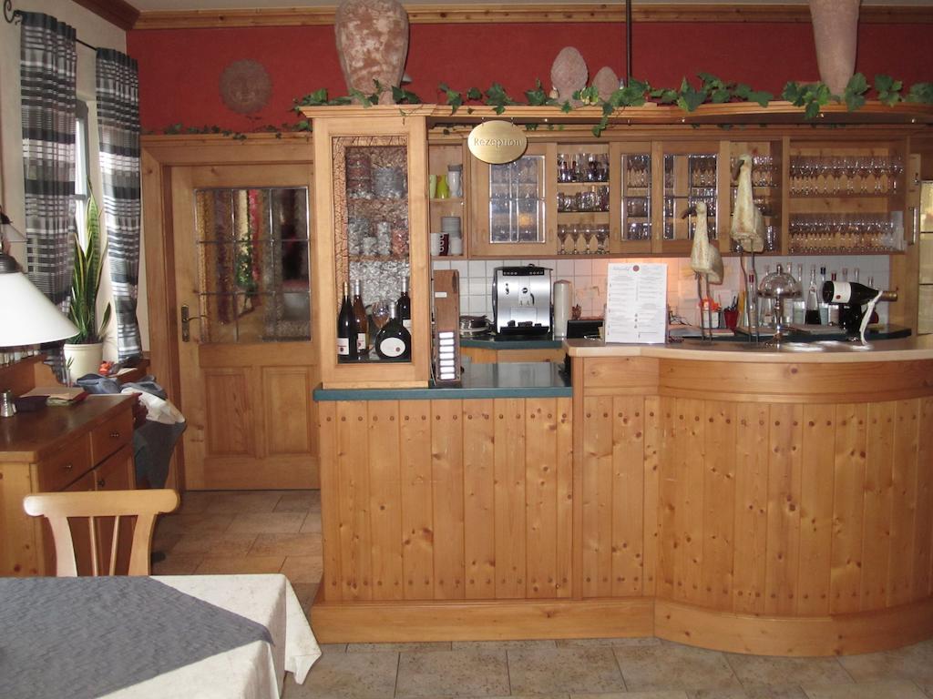 Der Patrizierhof - Weingut Gasthof Hotel - Familie Grebner Grosslangheim Екстер'єр фото