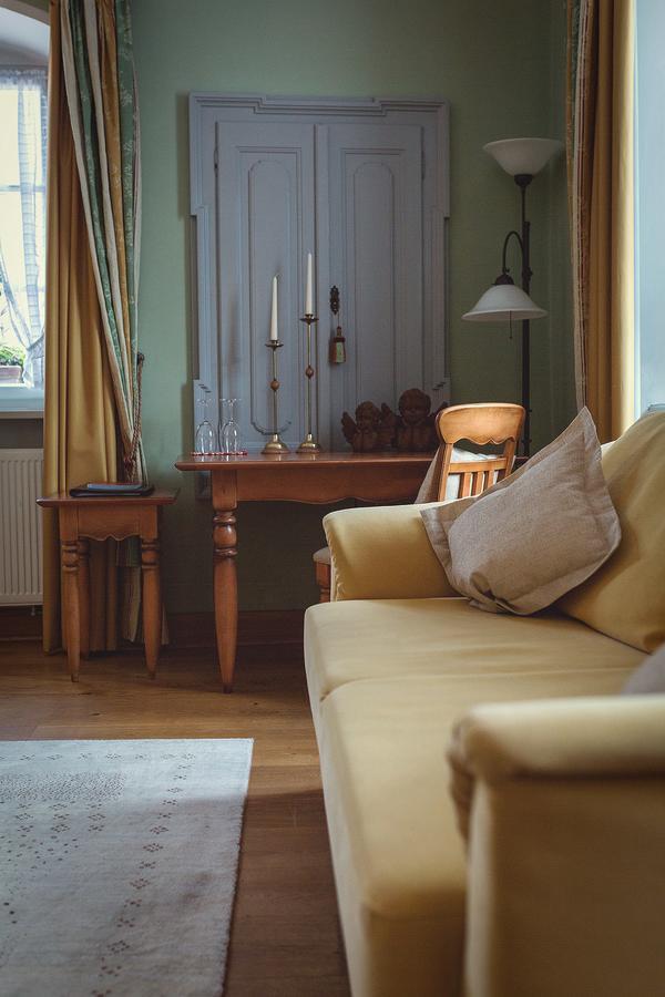 Der Patrizierhof - Weingut Gasthof Hotel - Familie Grebner Grosslangheim Екстер'єр фото
