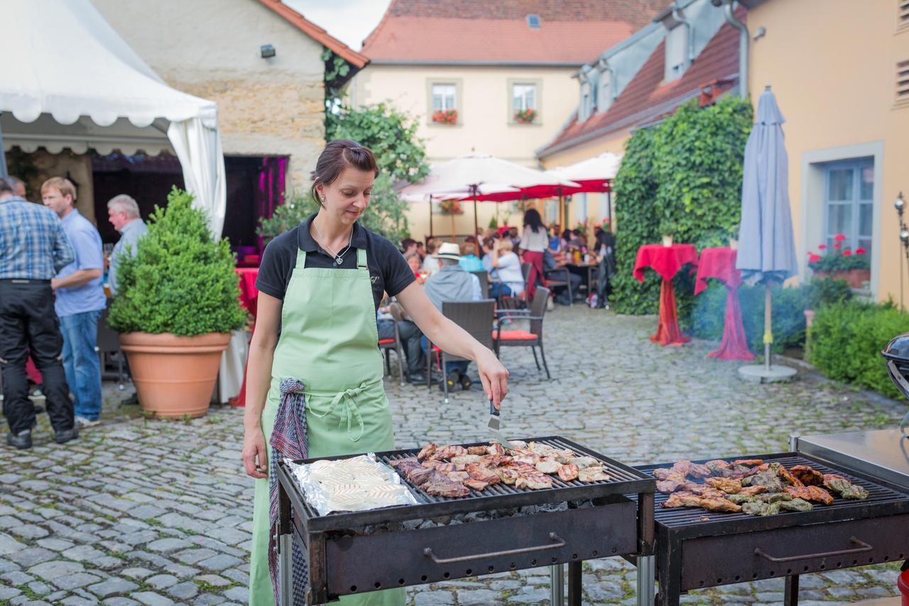 Der Patrizierhof - Weingut Gasthof Hotel - Familie Grebner Grosslangheim Екстер'єр фото